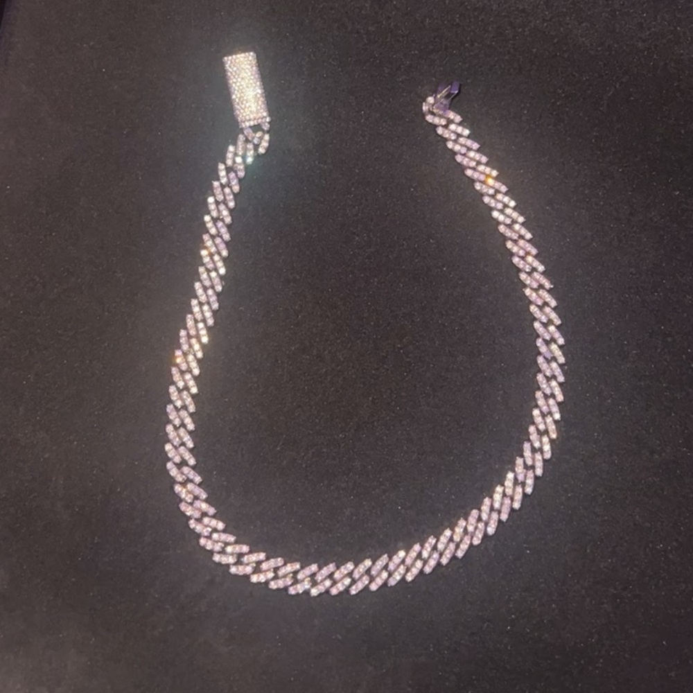 Necklace - Picture 2 of 3